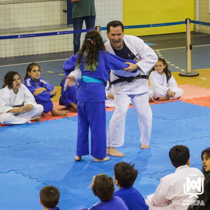Atividade extracurricular como coadjuvante no desenvolvimento das ...